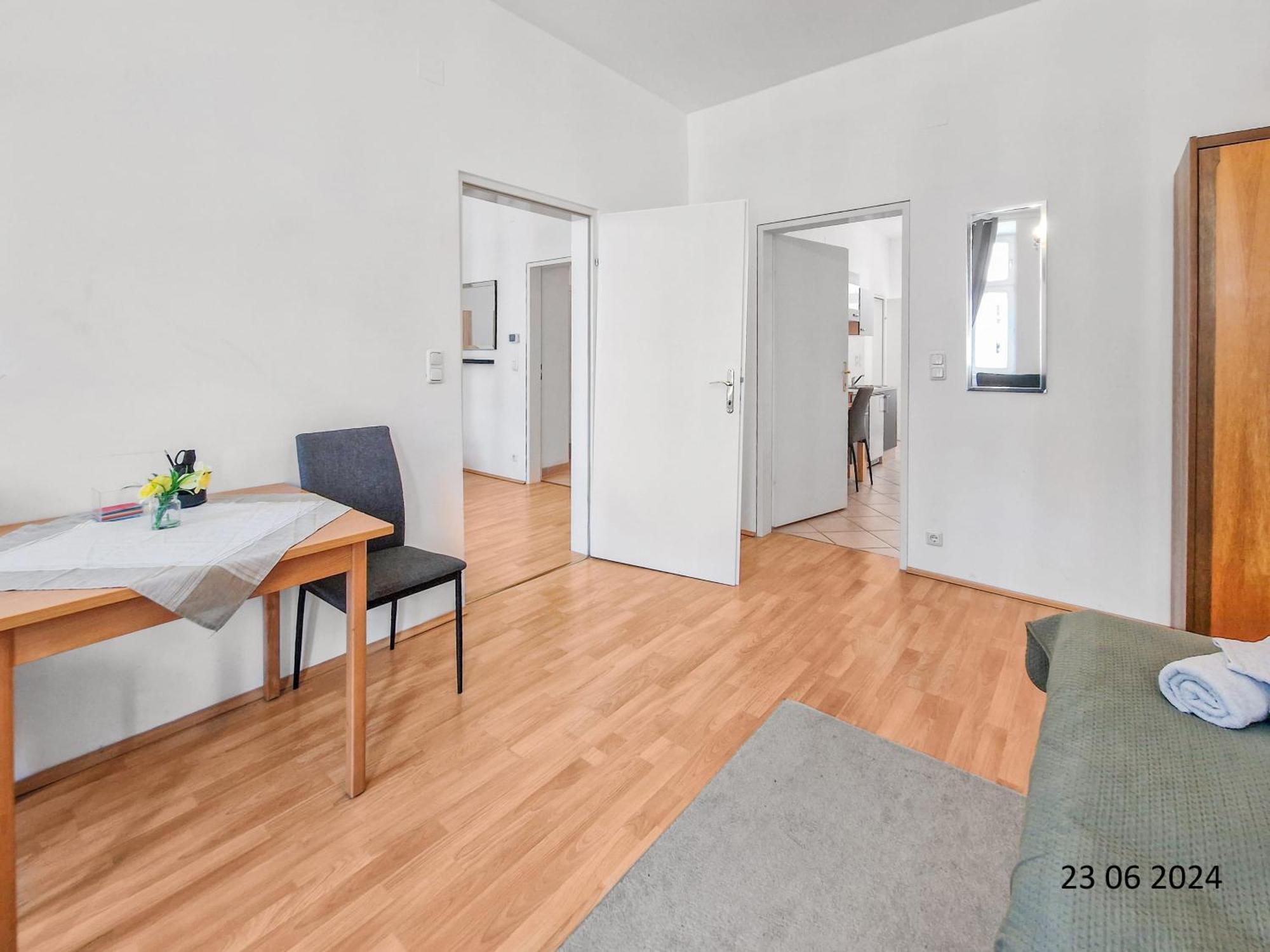 Elegant Three-Bedroom Suite Viena Exterior foto