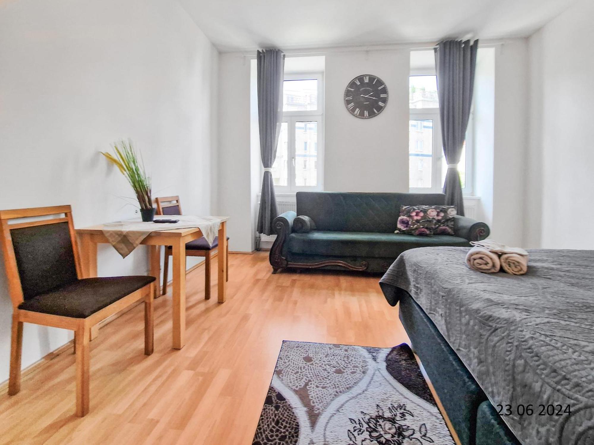 Elegant Three-Bedroom Suite Viena Exterior foto