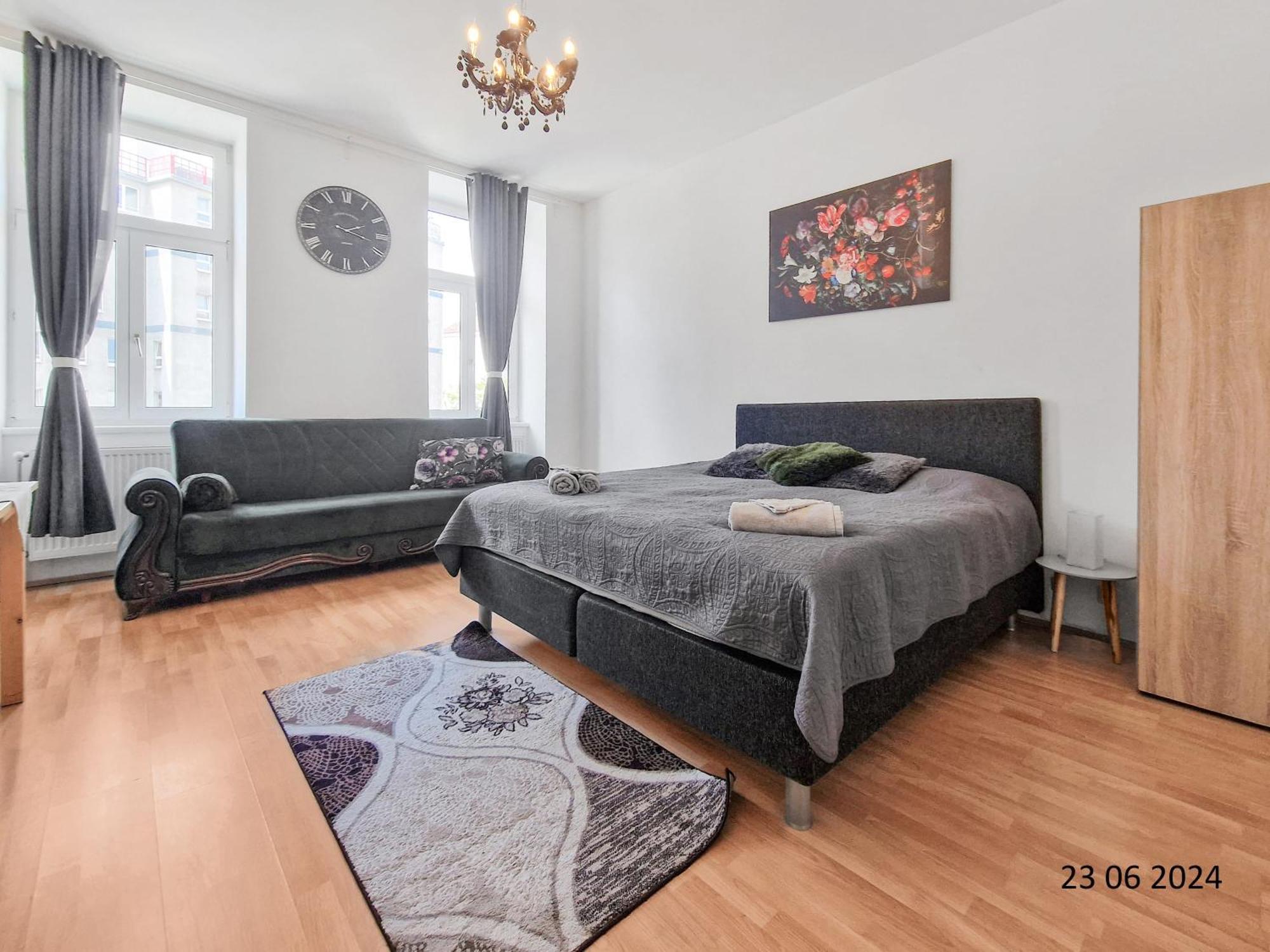 Elegant Three-Bedroom Suite Viena Exterior foto